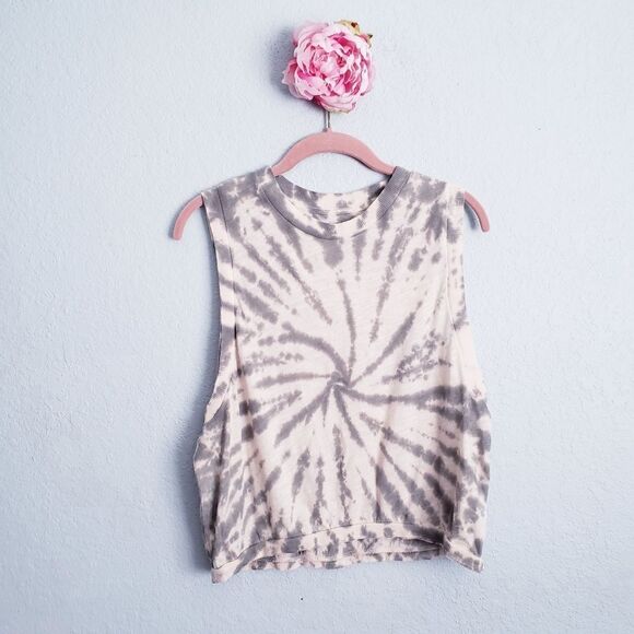 Free People‎ - Picture 2 of 8